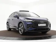 Audi Q4 Sportback e-tron 40 S edition 204 PK 77 kWh · SOH 96,3% · Panoramadak · Camera · Apple/Android Car Play · Navigatie · Head-Up Display ·