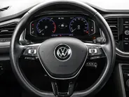 Volkswagen T-Roc 1.5 TSI 150pk DSG Style · Panoramadak · Camera · Elek. Achterklep · Dodehoeksensor · Stoelverwarming · Apple/Android Car Play ·