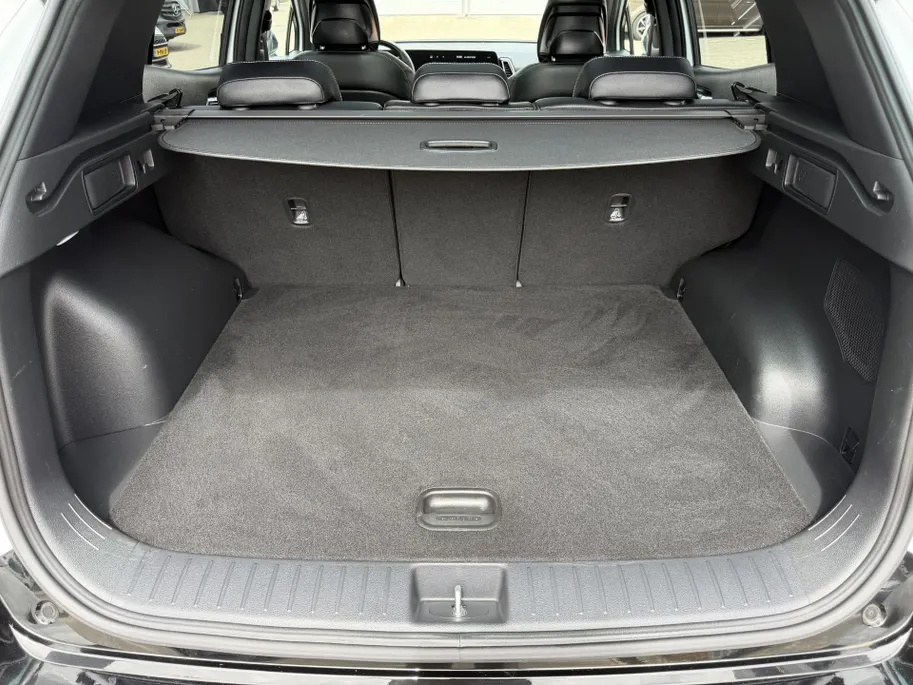 Kia Sportage 1.6 T-GDi Hybrid GT-PlusLine | Apple Carplay/ Android Auto | Navigatiesysteem | Licht + Regensensor | Stoelverwarming + Stoelkoeling | Stuurverwarming | Elektrisch Verstelbare Voorstoelen | Geheugen op Bestuurdersstoel | Elektrisch Schuif / Kanteldak | El