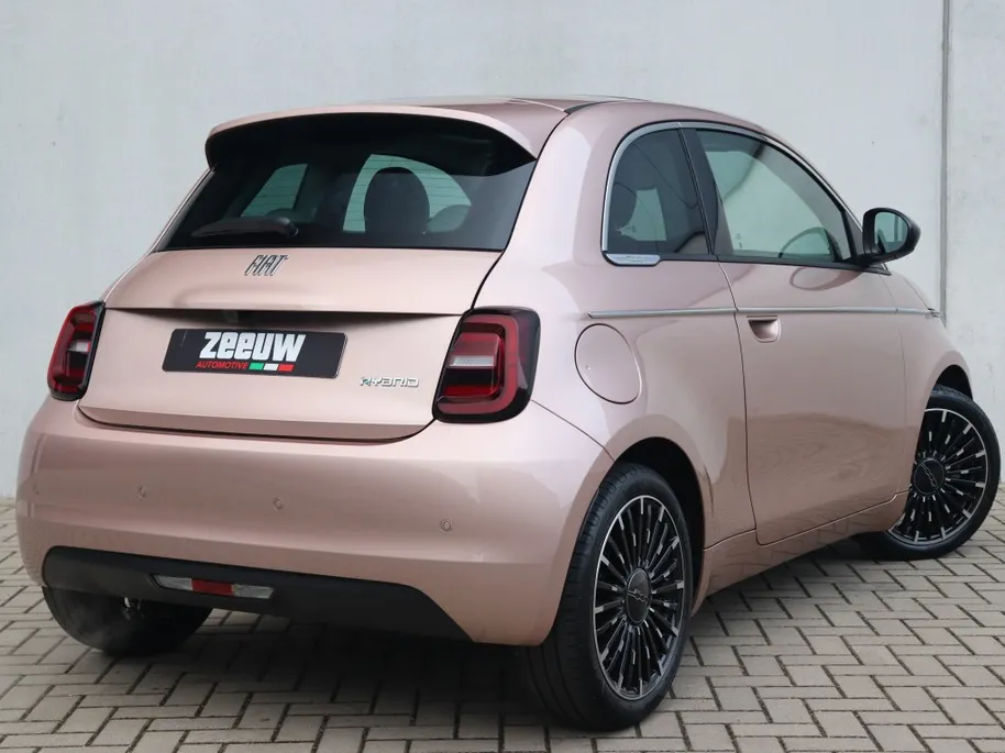 Fiat 500 1.0 Hybrid La Prima | Pano | Camera | Carplay