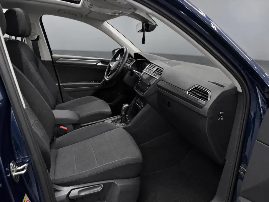 Volkswagen Tiguan 1.4 TSI 245pk DSG eHybrid Elegance · Panoramadak · Camera · Apple/Android Car Play · Dodehoek Detectie · 18'' Inch ·