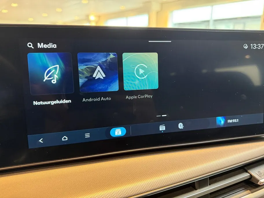 Hyundai Santa Fe 1.6 T-GDI PHEV Comfort Smart 4WD 7 persoons | Zeer nette auto | Afneembare trekhaak | Stoelverwarming | Apple CarPlay Android Auto | Adaptive cruise control | Hyundai Rotterdam - Noord |