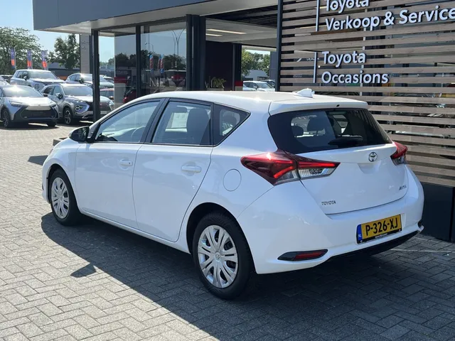 Toyota Auris 1.3 Aspiration | Climate Controll | All Seasons