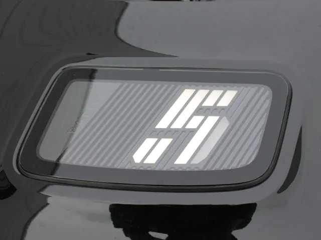 Renault 5 Comfort range iconic cinq 52 kWh 150 PK | Pack Harman Kardon geluid | Pack winter | Dak sticker | Camera achter |