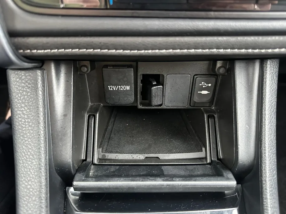 Toyota Auris Touring Sports 1.2T Aspiration | Automaat | Bluetooth | Camera | Climate Control | All Season Banden | Automatische Raambediening | 12 Maanden BOVAG Garantie