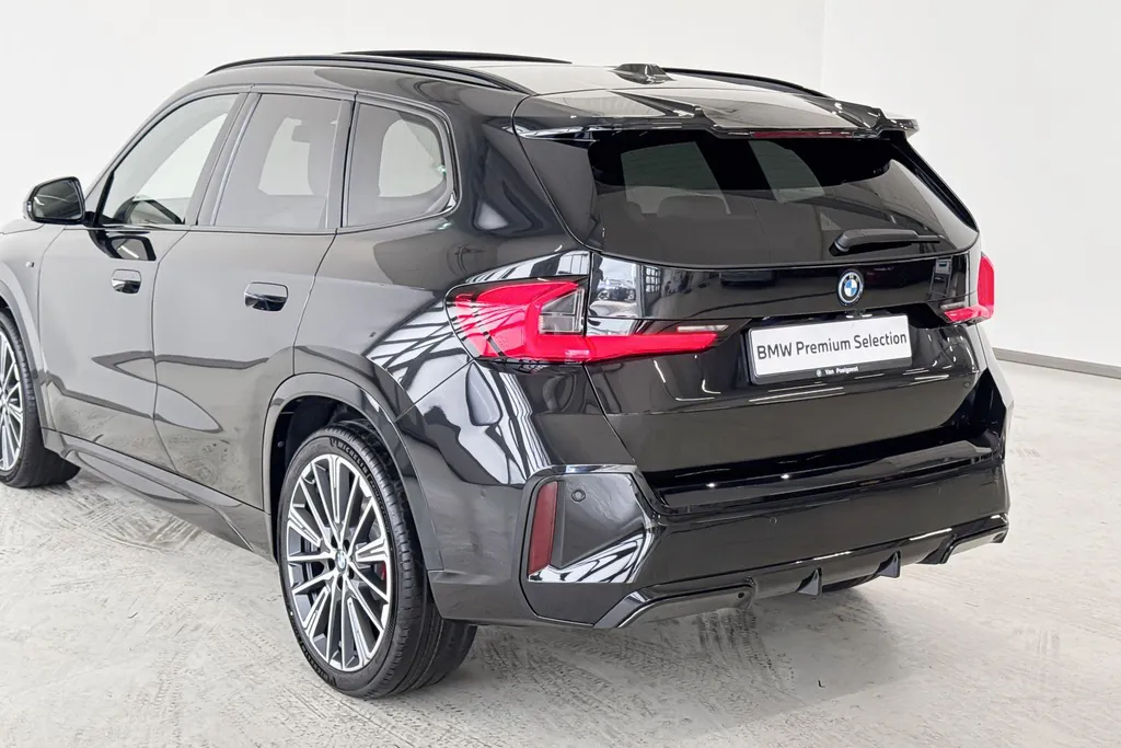 BMW iX1 eDrive20 M Sport Edition Innovation Pack