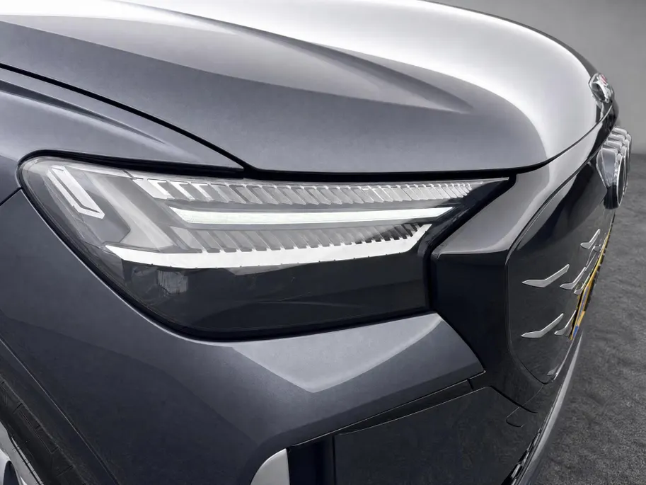 Audi Q4 Sportback e-tron S edition quattro performance 82 kWh · Tech Pro · Panorama dak · SONOS Sound · Ambient lighting · Head-up Display