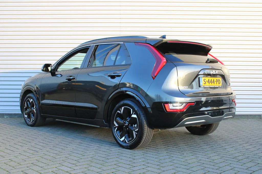 Kia Niro EV DynamicPlusLine 64.8 kWh | Airco | Navi | Camera | Cruise | 17' LM | PDC |