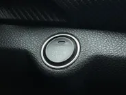 Kia Stonic 1.0 T-GDi MHEV GT-Line | 120PK | Navi | Camera | Stoelverwarming | Stuurverwarming | Apple Carplay | Android Auto | Lane Assist | Cruise Control |