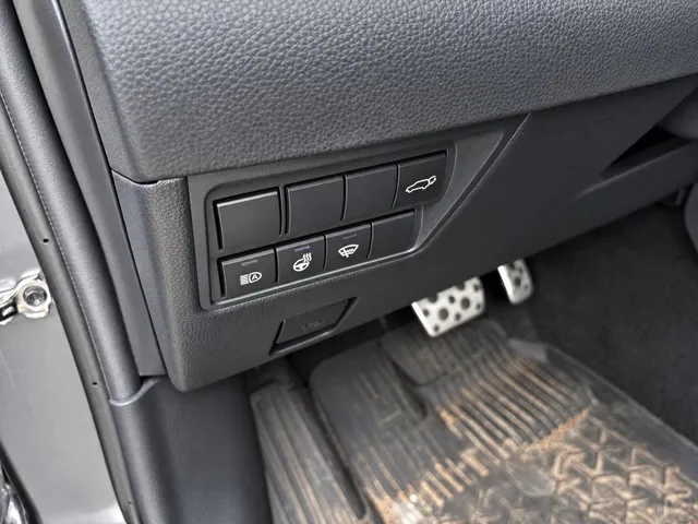 Toyota Yaris Cross 1.5 Hybrid GR Sport | Panoramadak | JBL | Blindspot | HUD