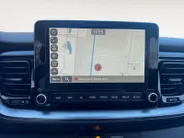 Kia Stonic DynamicLine Automaat | Navi | Clima | Camera | Cruise Control | LM Velgen | Apple Carplay | Android Auto