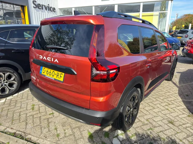 Dacia Jogger 1.0 TCe 100 ECO-G Extreme 5p. | Camera | Android Auto/Apple Carplay | Sensoren | Cruise | Climat