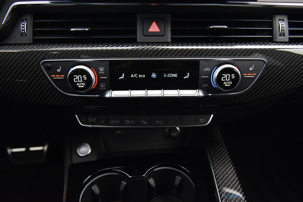 Audi RS4 Avant ABT RS4 X 1/60