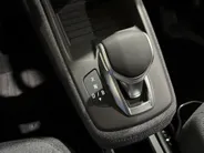 Renault ZOE R135 Evolution 52 kWh Automaat | DEMO | Camera | Parkeersensoren | Apple CarPlay/Android Auto | Climate Control | Full LED | Lichtmetalen Velgen | Digital Cockpit | Cruise Control |