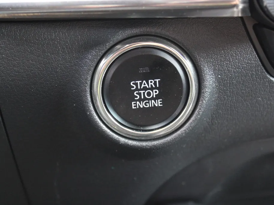Mazda 3 2.0 e-SkyActiv-X M Hybrid 6MT 186PK Exclusive-line | Leder | Heads-Up Display | Keyless | Bose Audio | 360° Camera | Elek. stoelverstelling + geheugen | Navi |