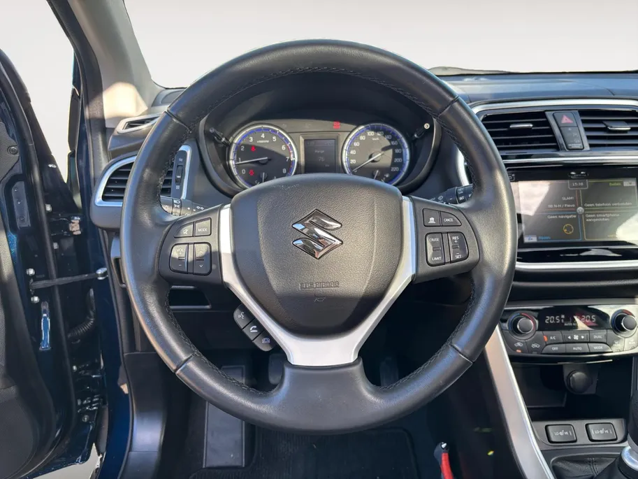 Suzuki S-Cross 1.4 Boosterjet Style Smart Hybrid | Trekhaak | Pano | ACC | Stoel Verw |