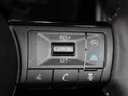 Nissan QASHQAI 1.5 e-Power N-Design | Stuur-, stoel- en voorruitverwarming  | 20inch wielen |360grd camera | parkeersensoren voor en achter | Electrische stoelverstelling met geheugen | Alcantra/lederen bekleding | 205PK | Two-tone lak | Apple carplay & Android auto |