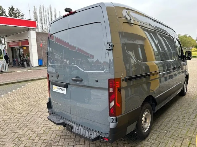 Renault Master Nieuw model T35 2.0 dCi 150PK L2H2 Advance | NAVI | CAMERA | CLIMAT CONTROL | PARK. SENSOREN