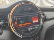 MINI Cooper Mini 1.5 Business Edition | Navigatie | Harman Kardon | Climate | Sensoren | Cruise