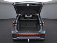Volkswagen Tayron R-Line Edition 1.5 eHybrid 204 PK 6 versn. DSG · Black Style Pakket · Trekhaak inklapbaar, met elektrische ontgrendeling, incl. aanhangermanoeuvreerhulp Trailer Assist ·
