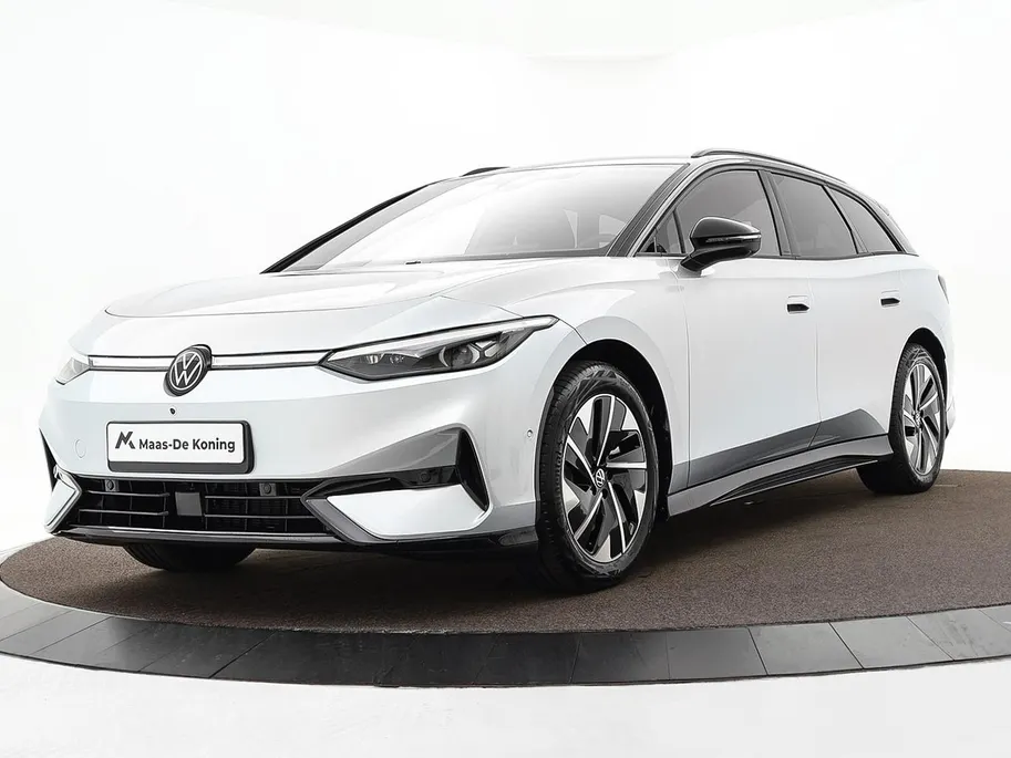 Volkswagen ID.7 Pro Limited Edition 77 kWh accu 286 pk · Trekhaak inklapbaar, met elektrische ontgrendeling · Voorraad OUTLET · Prijs is inclusief inruilpremie ·