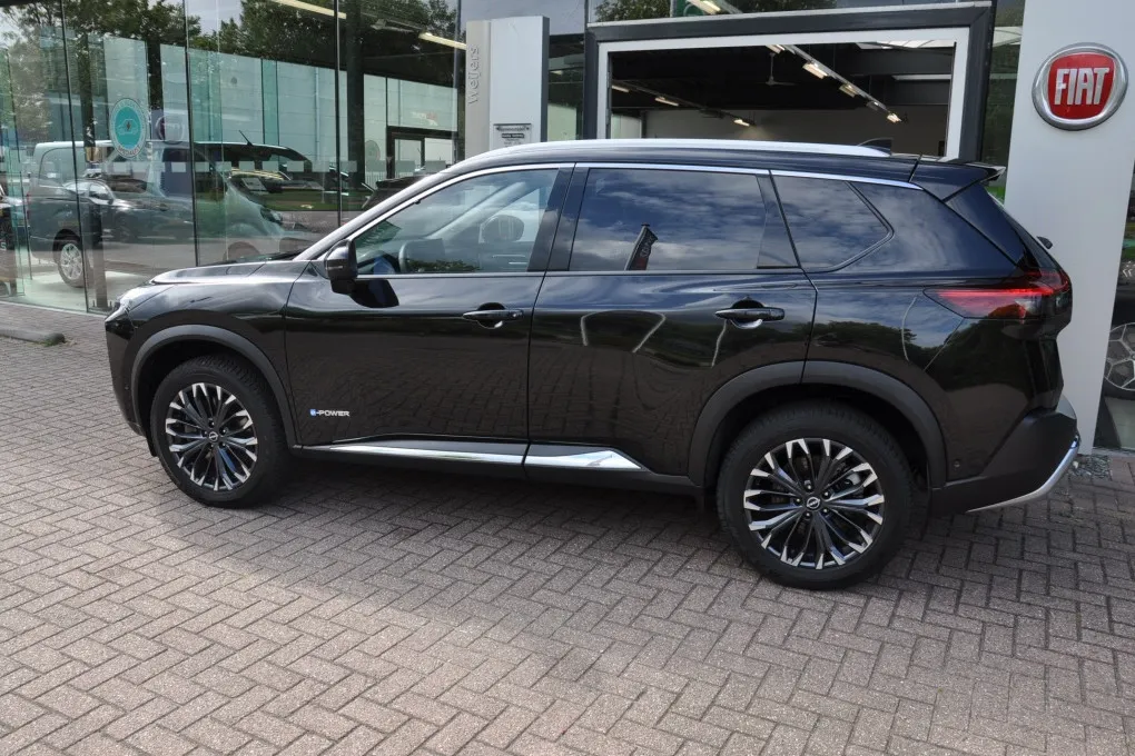 Nissan X-Trail 1.5 e-4ce Tekna. Plus. 4WD Head-Up Leer Schuifdak