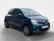 Renault Twingo Z.E. R80 Intens Automaat | 1e eigenaar | Apple CarPlay/Android Auto | Climate Control | Lichtmetalen Velgen | Cruise Control | Licht & Regen Sensor | Half Leder | Privacy Glass | Elektrische Ramen & Spiegels |