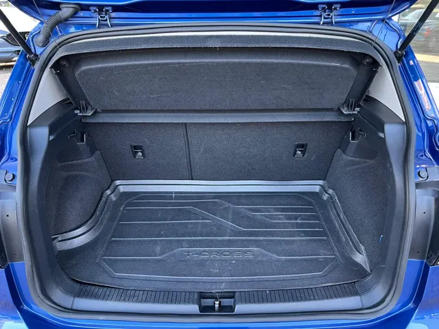 Volkswagen T-Cross 1.0 TSI Life AUTOMAAT | NAVIGATIE | APPLE CARPLAY | ANDROID AUTO | 17 INCH LMV | STOELVERWARMING | ADAPTIVE CRUISE CONTROL |