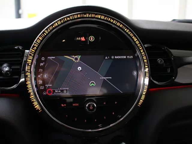 MINI Cooper Mini 1.5 Camden Edition Automaat | Navigatie | Climate Control | Cruise Control