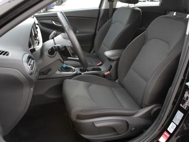 Hyundai i30 1.0 T-GDi MHEV Comfort Smart Automaat | Carplay/Android auto | Camera | Park sens