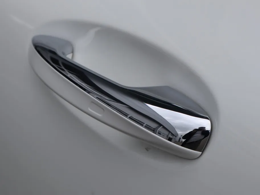 Mercedes-Benz EQA 250 Business Solution Luxury 67 kWh l Stoelverwarming l Achteruitrij camera l Ambiente lichtpakket l Memory