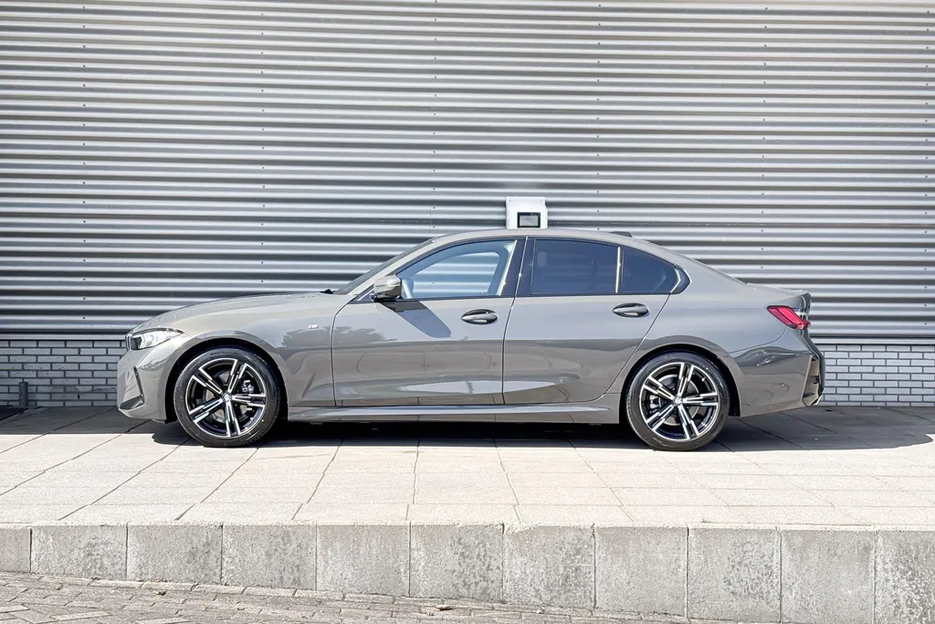 BMW 3 Serie Sedan 318i