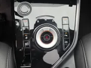 Kia Niro 1.6 GDi Hybrid DynamicPlusLine | Dealer onderhouden | Open dak | Lederen bekleding | Trekhaak | Stoelverwarming | Apple CarPlay & Android Auto | Dodehoek Detectie | Fabrieksgarantie t/m 6-2031 |