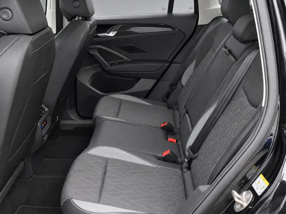 Volkswagen Tiguan 1.5TSI/150PK DSG Life Edition · Trekhaak · Navigatie · Apple/Android Car Play · Stoelverwarming · Garantie t/m 19-01-2028