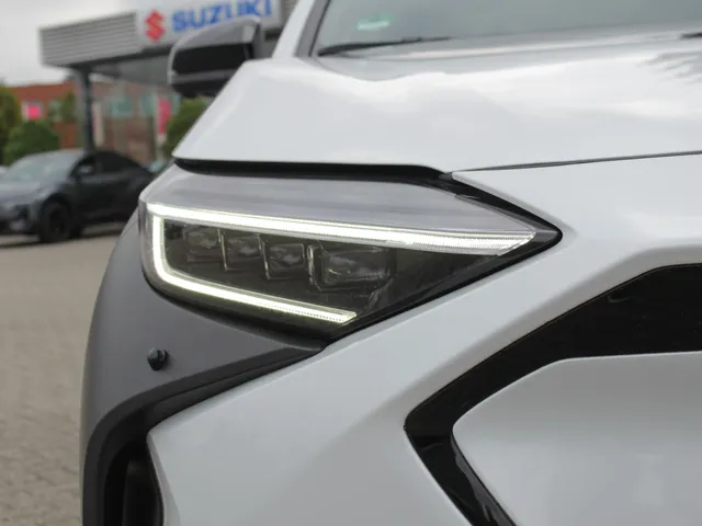 Subaru Solterra 71 kWh | Navi | Adap. Cruise | Trekhaak