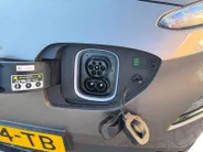 Hyundai Kona EV Comfort 64 kWh | Lichtmetalen velgen| Navigatie| Camera| Cruise Controle| Dealer onderhouden| Metalliclak