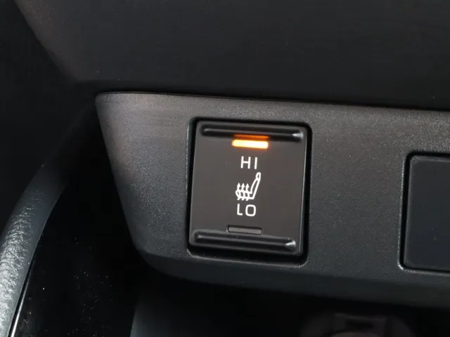 Toyota Yaris 1.5 Hybrid 130 Executive JBL | Head-up | Stuur en stoelverwarming VERKOCHT