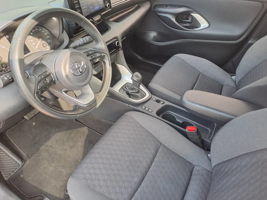 Toyota Yaris 1.5 Hybrid Active AUTOMAAT | Navigatie | Adaptieve Cruise | Climate | Camera | Rijstrooksensor met correctie | Apple Carplay/Android Auto