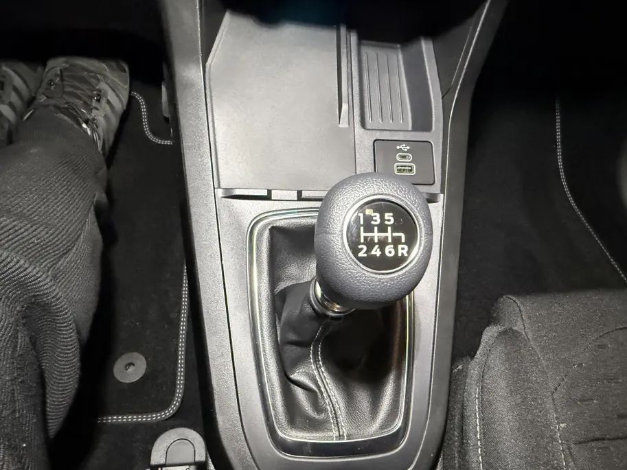 Ford Puma 1.0 EcoBoost Hybrid Titanium | DIRECT LEVERBAAR | Apple Carplay / Android Auto | Full LED | Cruise Control |