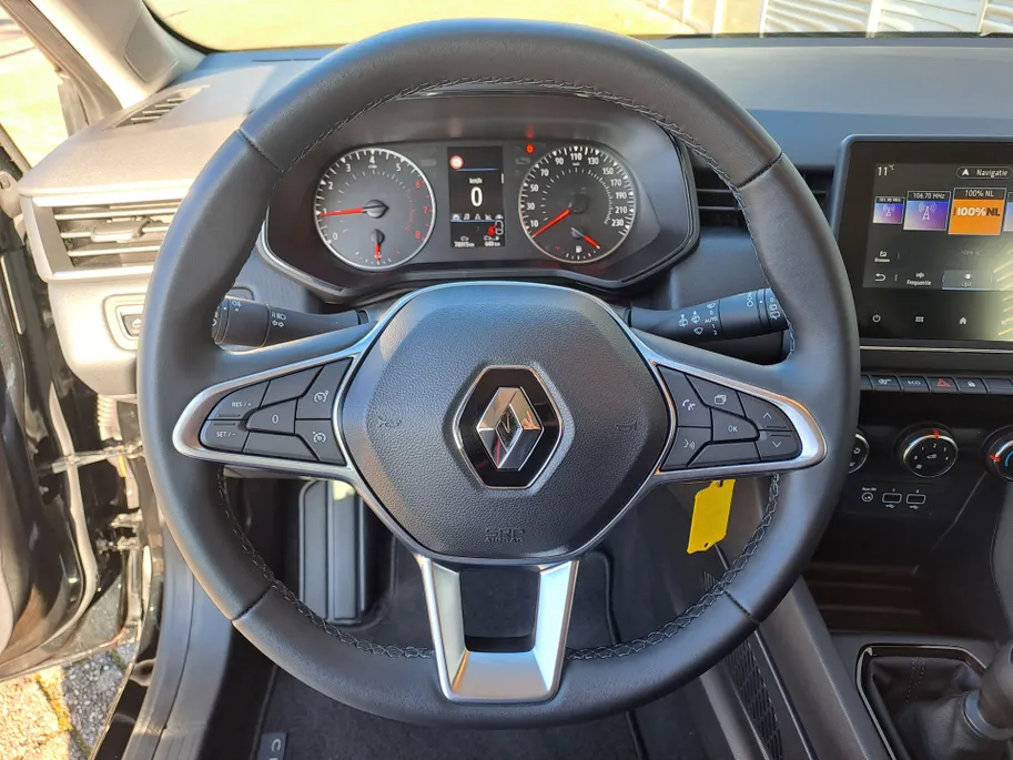 Renault Clio 1.0 TCe 90 Equilibre | Navigatie | Cruise | Rijstrooksensor met correctie | Airco | DAB | Apple Carplay/Android Auto
