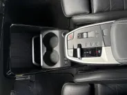 BMW 2 Serie Active Tourer 220i AUTOMAAT | Sensoren | Navigatie | Cruise | 360 Camera | Head-up display | Elektrisch verstelbare stoel | Apple Carplay/Android Auto
