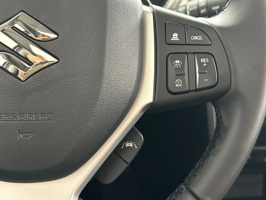 Suzuki Vitara 1.4 Style Smart Hybrid Automaat | Panoramadak | €2.000,- + €750,- voorraadkorting!