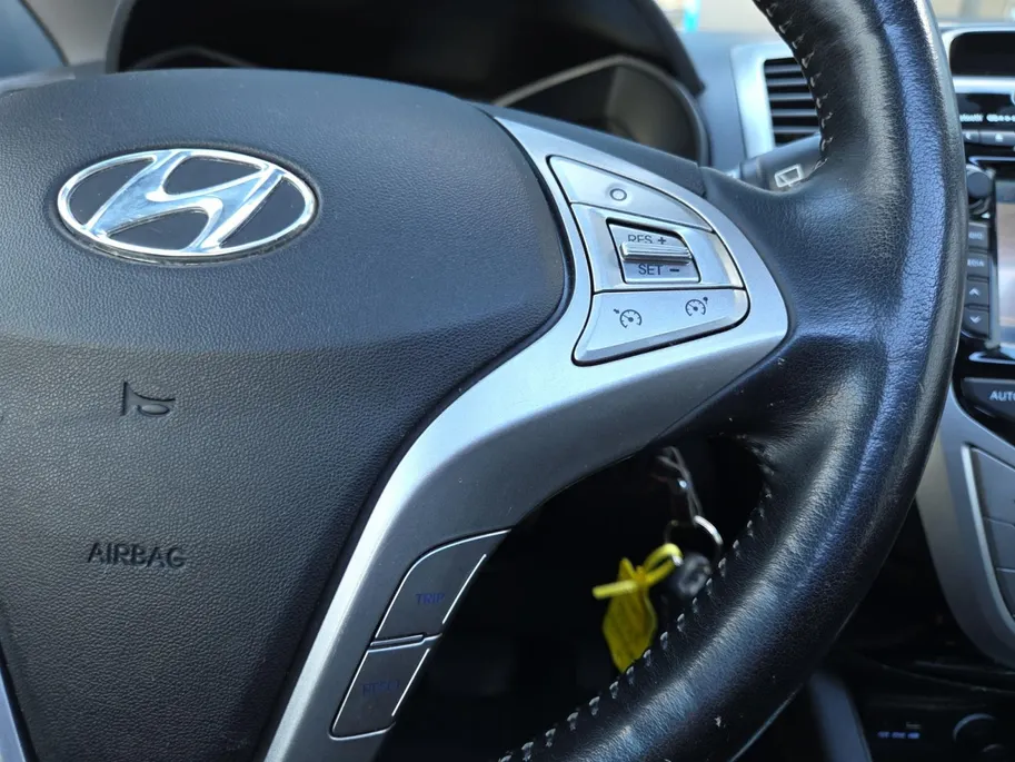 Hyundai ix20 1.6i i-Catcher Automaat | Panorama Dak | Camera | Navigatie | Metallic lak | Bovag garantie | Lage km stand | NAP