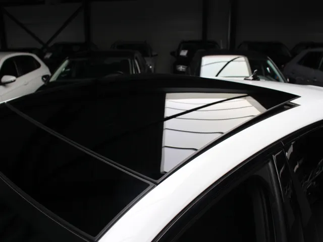 Audi A3 Sportback 30 TFSI S-Line S-Tronic Navigatie | Panoramadak | Sportstuur | Led