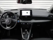 Mazda 2 Hybrid 1.5 Select | 16' LM | Stoel- & stuurverwarming | HUD | Camera | Dodehoek sensor |