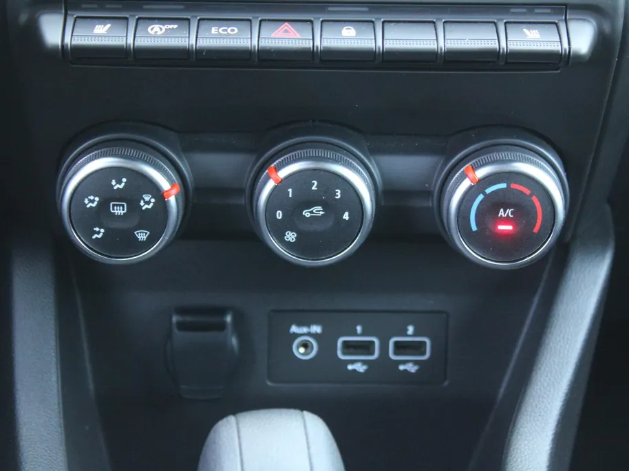 Renault Clio 1.0 TCe 90 Equilibre | Automaat | Apple Carplay | Android Auto | Stoel verwarming | PDC | Cruise | LED | Privacy Glass | BTW auto |