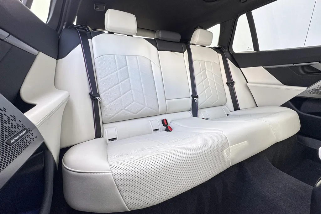 BMW 5 Serie Touring 550e xDrive