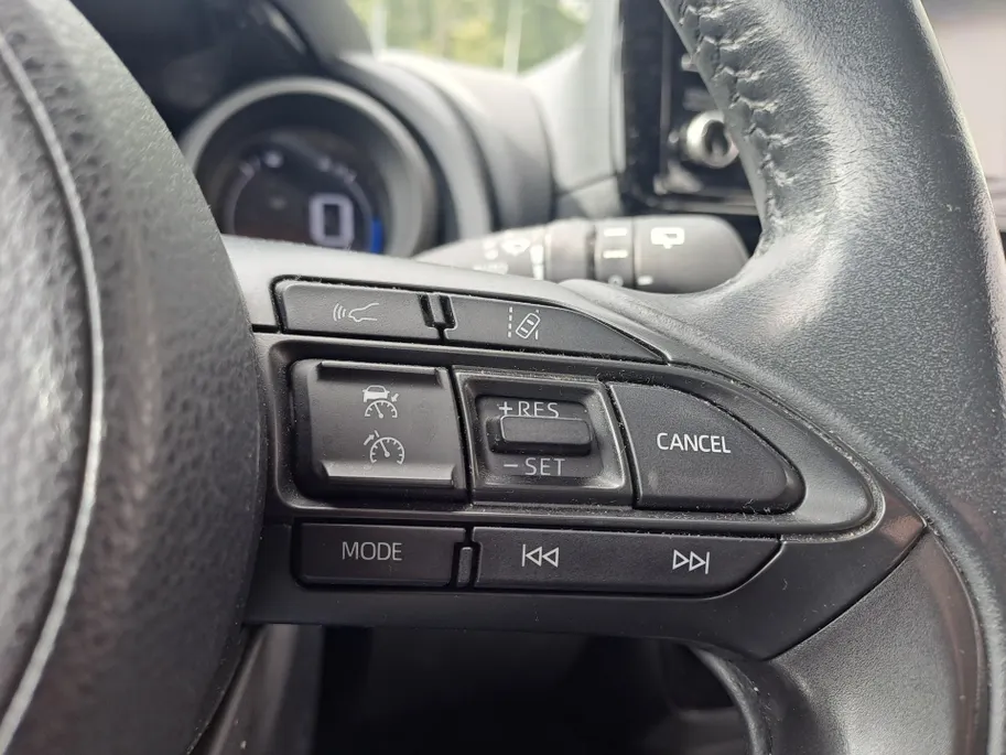 Toyota Yaris 1.5 Hybrid Dynamic | Camera | Navi |  Apple Carplay/Android Auto | Cruise control adaptief | DAB | Automaat | ECC