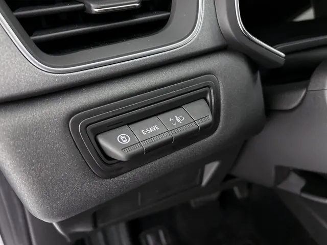 Renault Captur 1.8 E-Tech full hybrid 160PK techno | CAMERA | NAVI