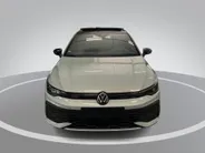 Volkswagen Golf 1.5 eHybrid 272pk DSG GTE · Panoramadak · 360 Camera · Inklap. Trekhaak · Head-Up Display · Matrix LED · Keyless · DCC · Garantie t/m 26-05-2030 of 100.000km